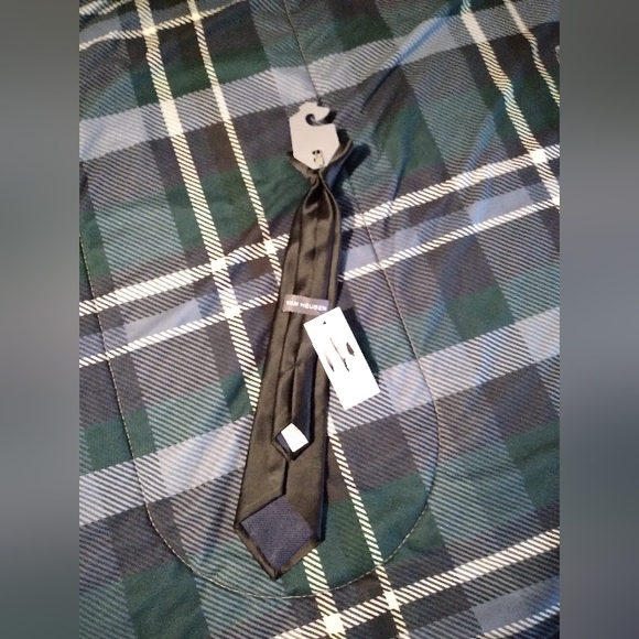 NWT Clip on black tie - Picture 2 of 2